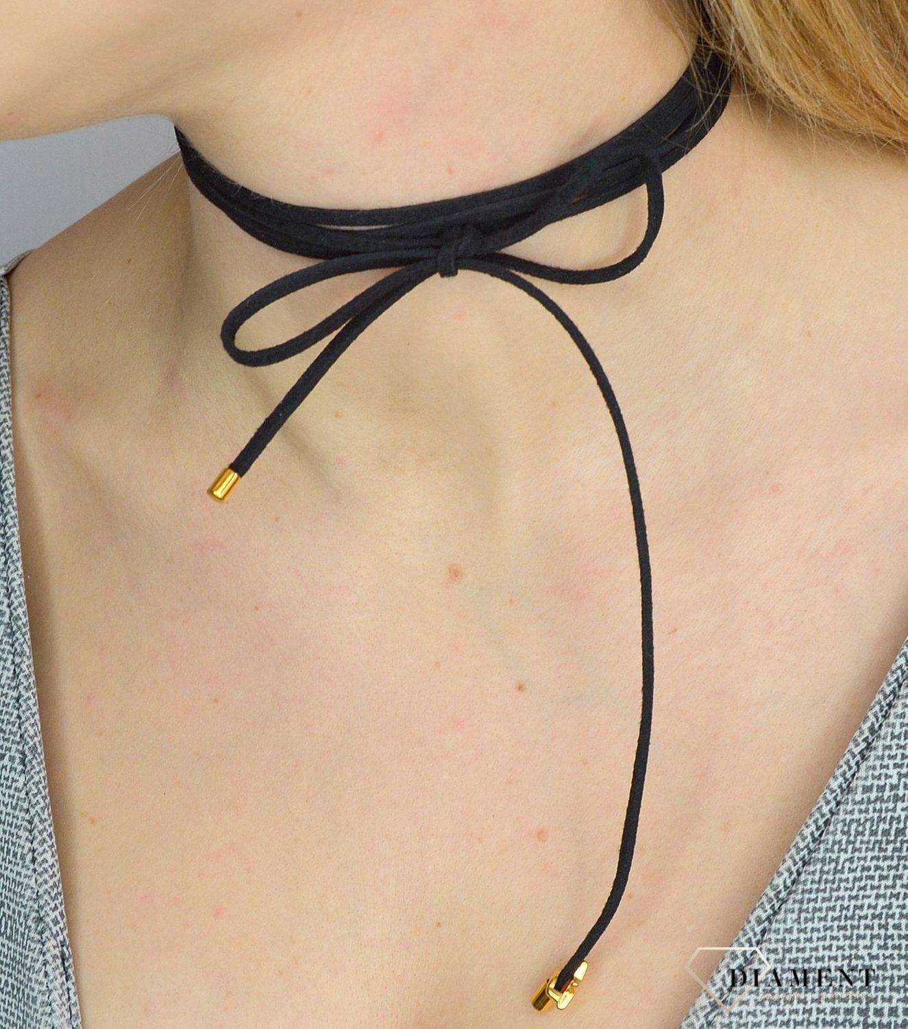 Naszyjnik choker bransoletka czarny rzemyk z pozłacaną gwiazdką.jpg